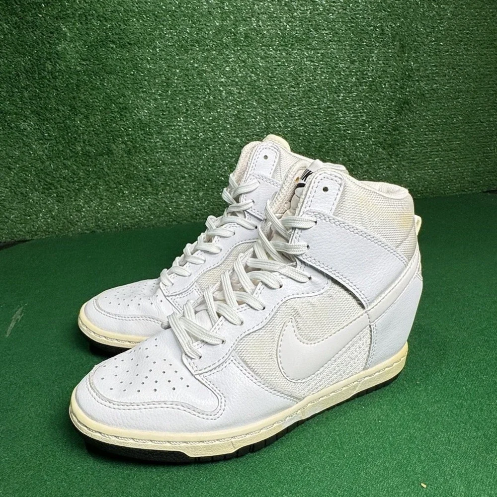 Nike‎ Dunk Sky Hi White Sail Wedge Sneakers 644877-101 Womens 5 High Top Shoes